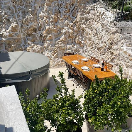 Krka Waterfalls سكرادين المظهر الخارجي الصورة